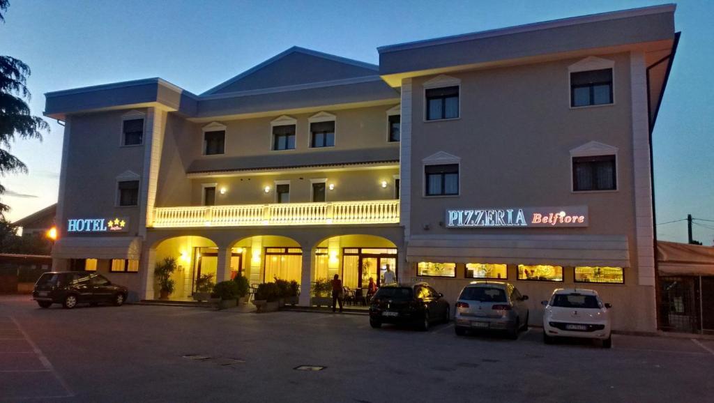 Hotel Belfiore Salzano ภายนอก รูปภาพ