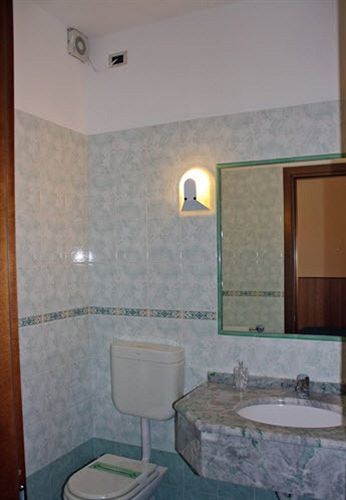 Hotel Belfiore Salzano ภายนอก รูปภาพ